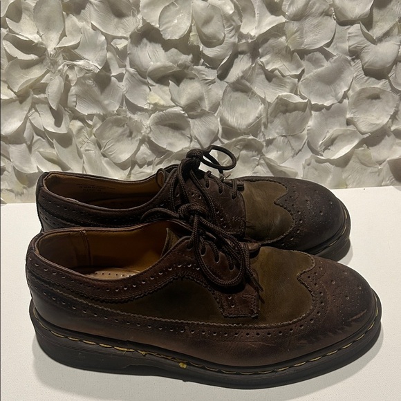 Dr. Martens Men\'s Brown Brogue Oxford Shoes main image 5